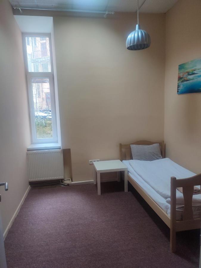 Hostel Best Time Λβιβ Εξωτερικό φωτογραφία