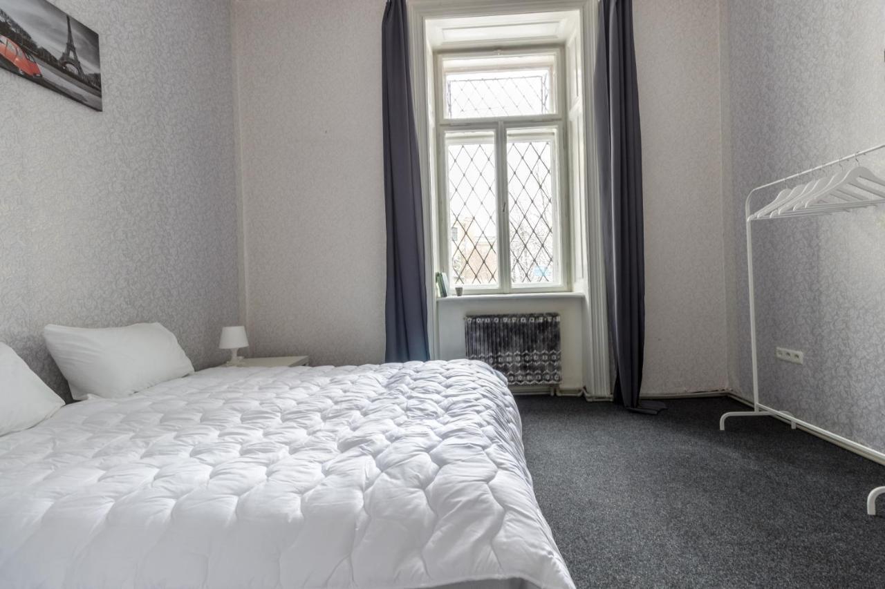 Hostel Best Time Λβιβ Εξωτερικό φωτογραφία